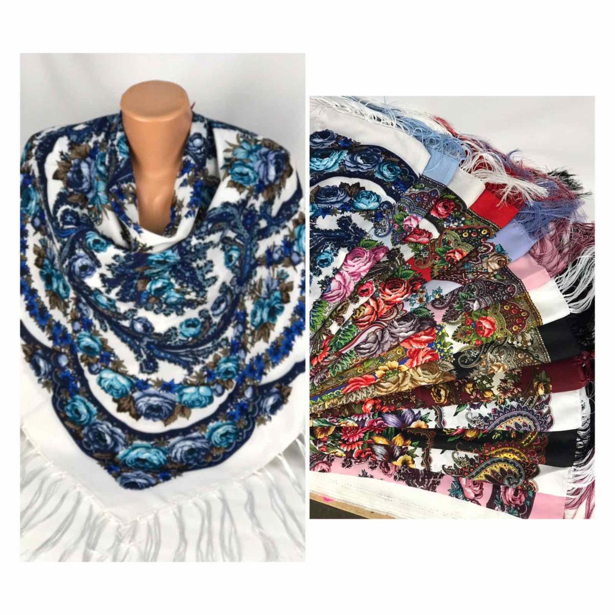 Хустка з квітами